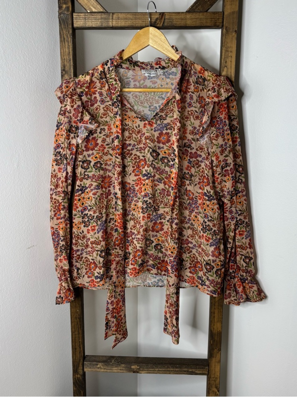 Molly Bracken Floral Tie-Neck Blouse Size S